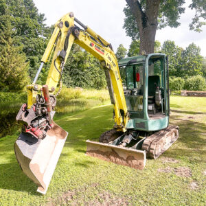 Miniekskavaatori rent (pöördpeaga) 4t, juhita, 1 päev - Image 3